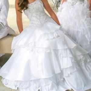 💲Sale💲Strapless White Pageant/Prom Dress by Bonny Sz 2